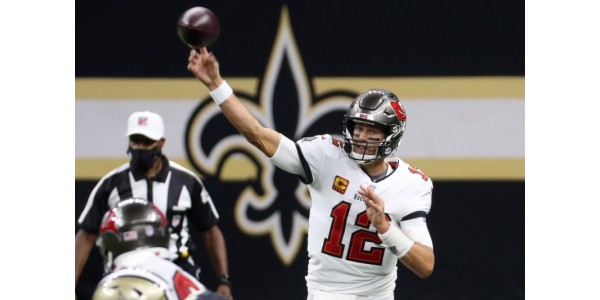 Yleisön odotukset Tampa Bay Buccaneersista ovat liian korkeat, mikä aiheuttaa Tom Bradylle enemmän painostusta